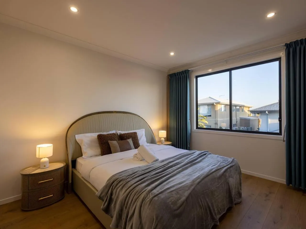Brand New 5B Luxury Modern Dream House At Rochedale Villa 0*,  Australia